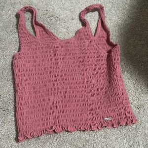 S pink Hollister tank top gently warn.